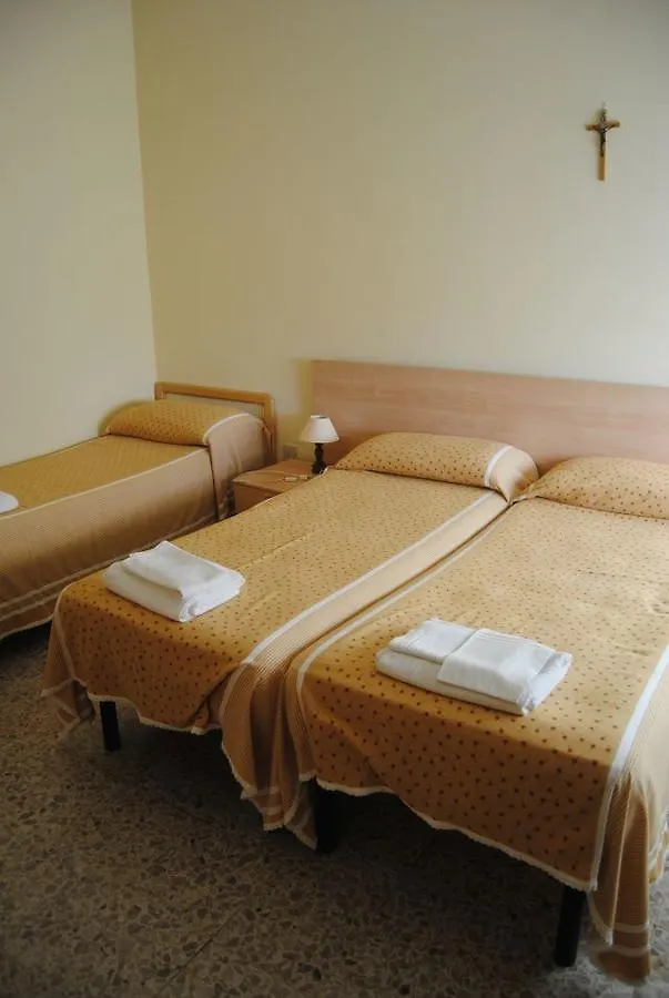 **  Hotel Casa Diomira Lido di Camaiore Italia