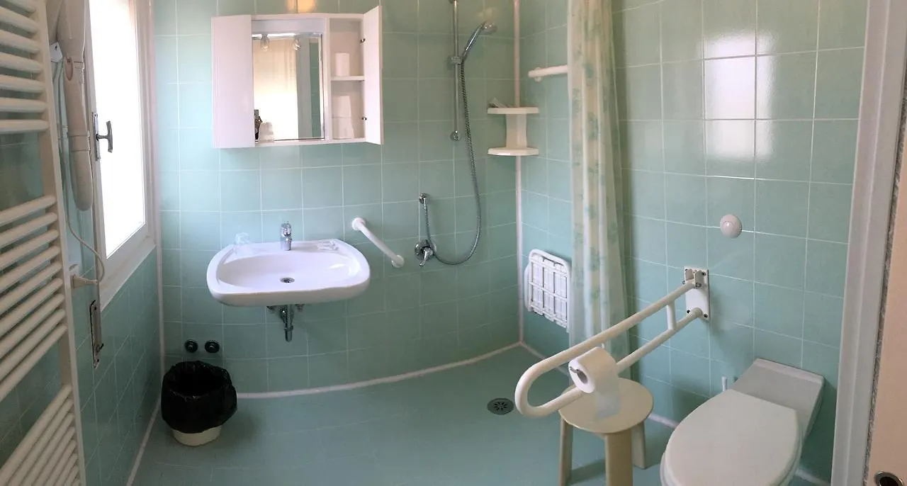 **  Hotel Casa Diomira Lido di Camaiore Italia